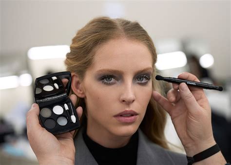 chanel make up autunno 2023|Chanel fall winter makeup.